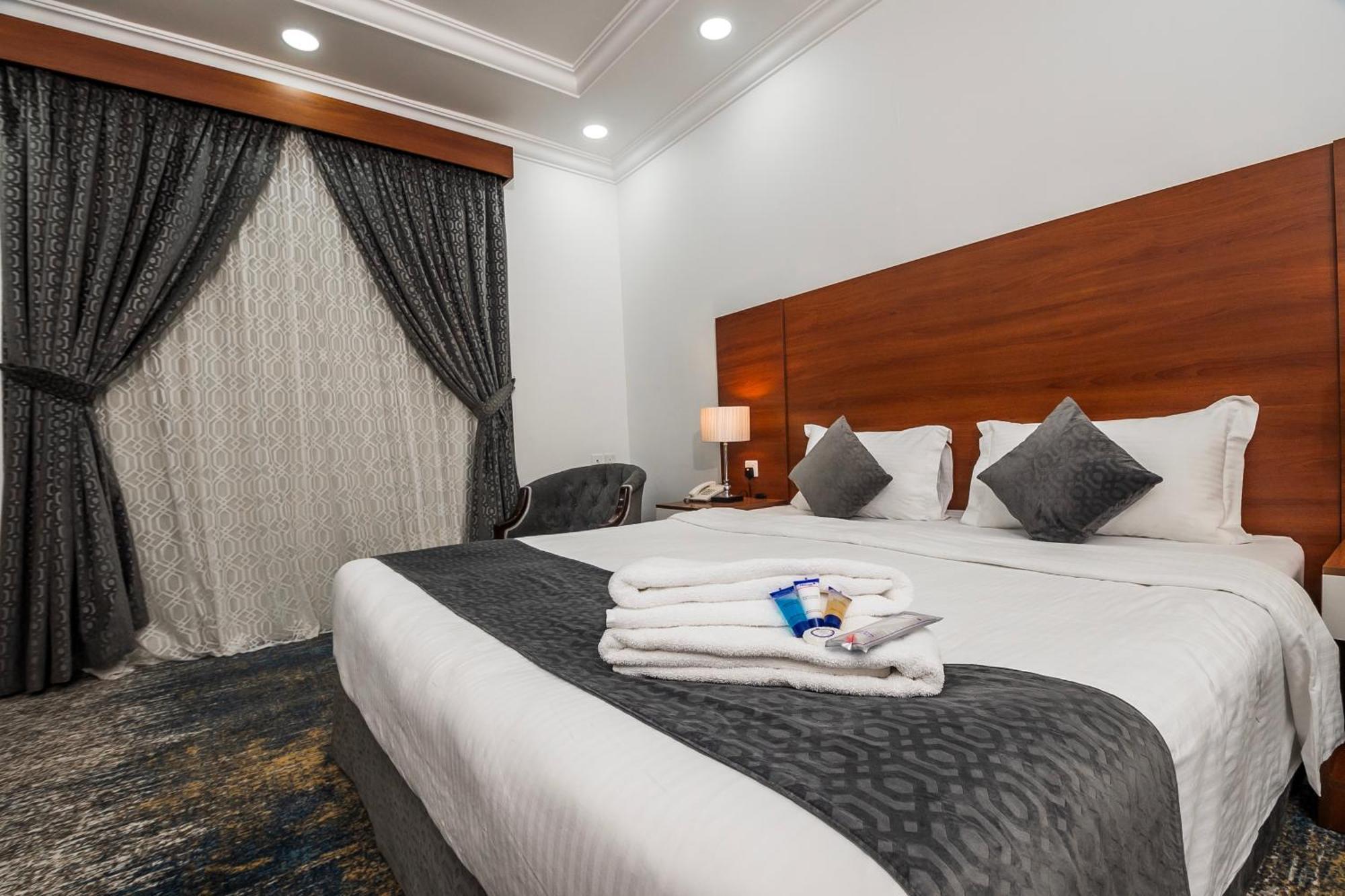 انوار احد Apartment Медина Екстериор снимка